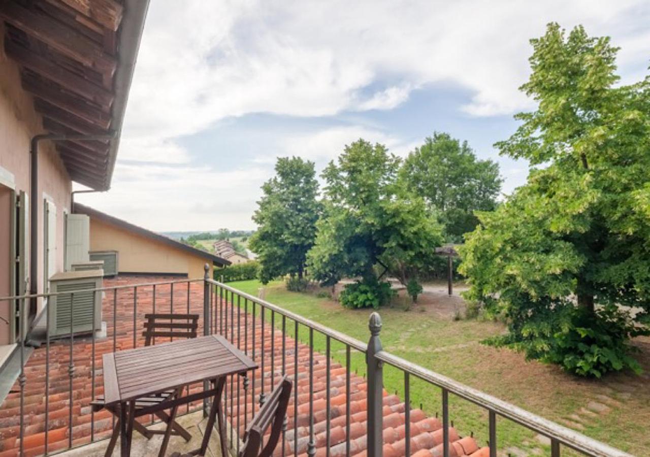 Apartament Charming Loft Golf Club Barolo Novello Zewnętrze zdjęcie